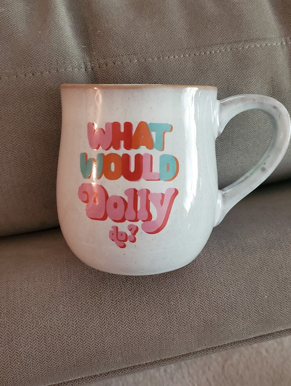 What Would Dolly Do? Dolly Parton Stoneware Cracker Barrel Coffee Mug Excellent